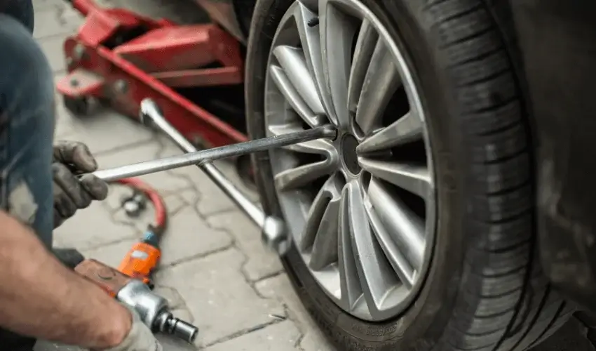 On-Demand Tire Change 24/7 in Fresno, CA
