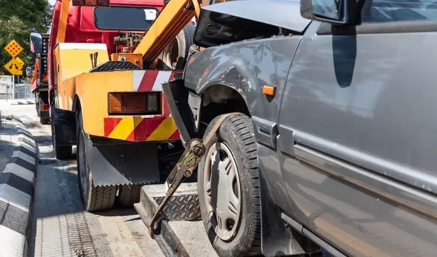 Local Wrecker Services Near Me in Clinton